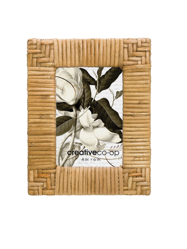 Hand-Woven 4x6 Rattan Photo Frame