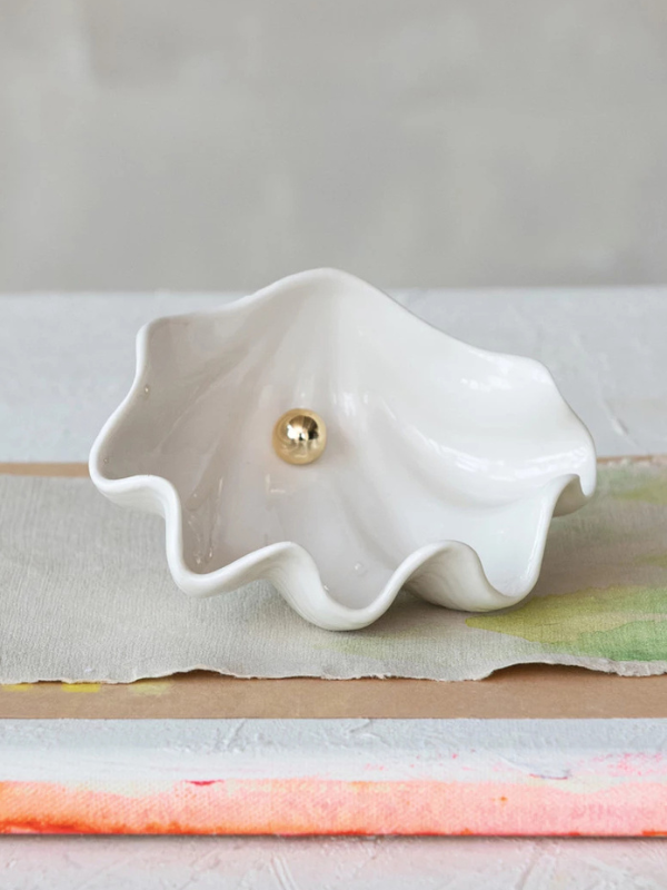 Shell Dish with Pearl