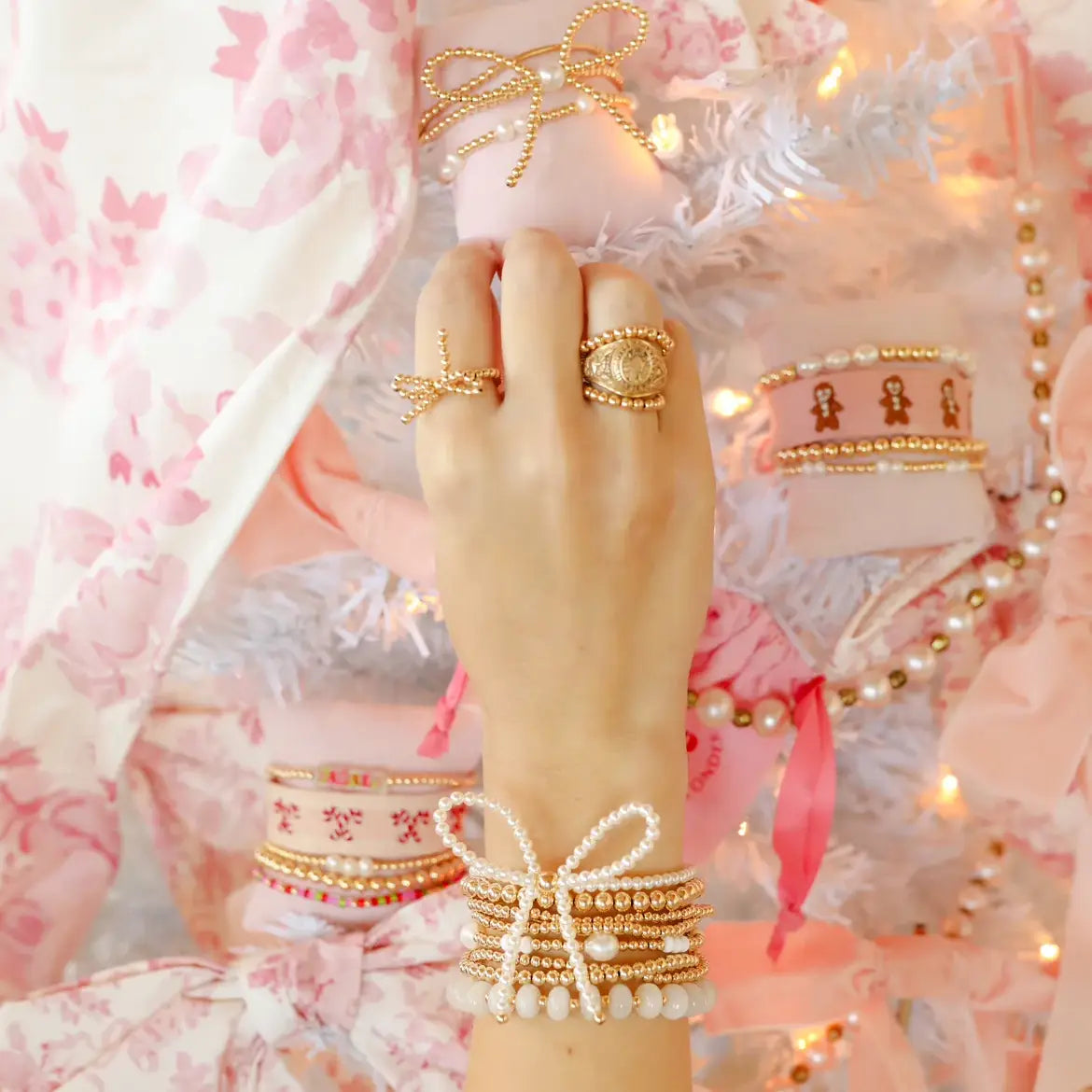 Extended Pearl Bow Beaded Bracelet