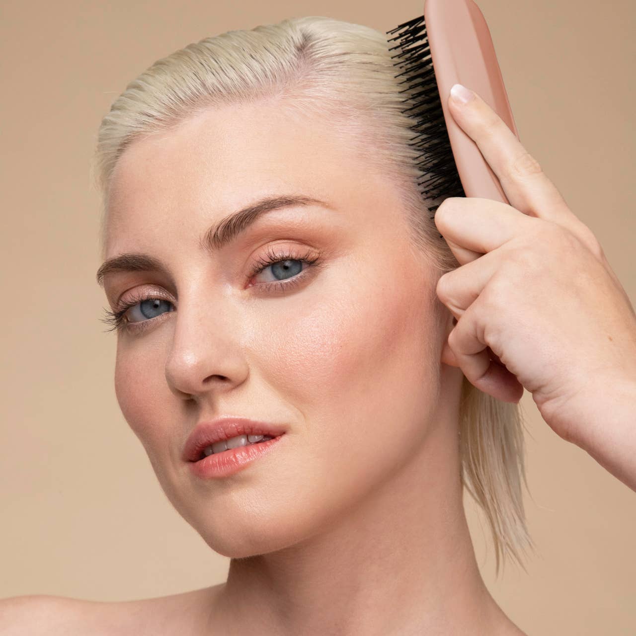 Scalp Renewal Brush in Terracotta by Kitsch