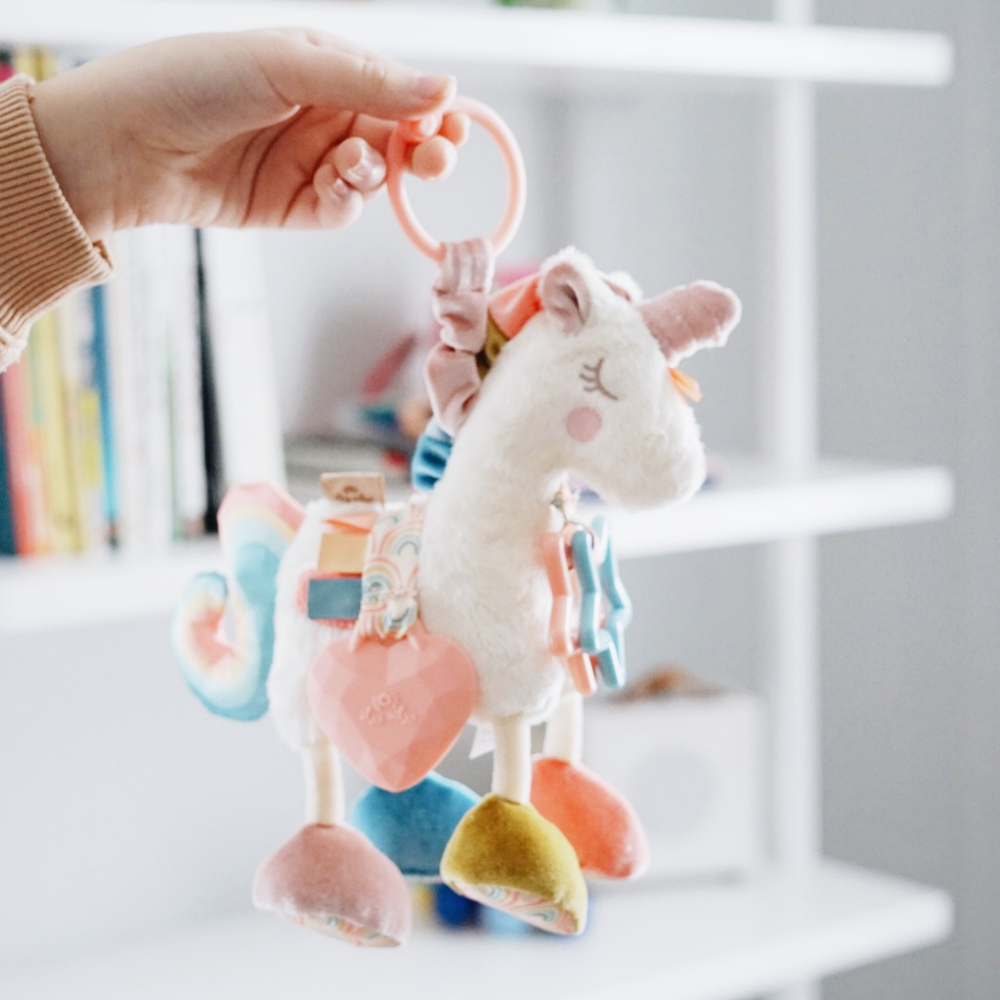 Itzy Friends Link & Love™ Activity Plush with Teether Toy: Unicorn