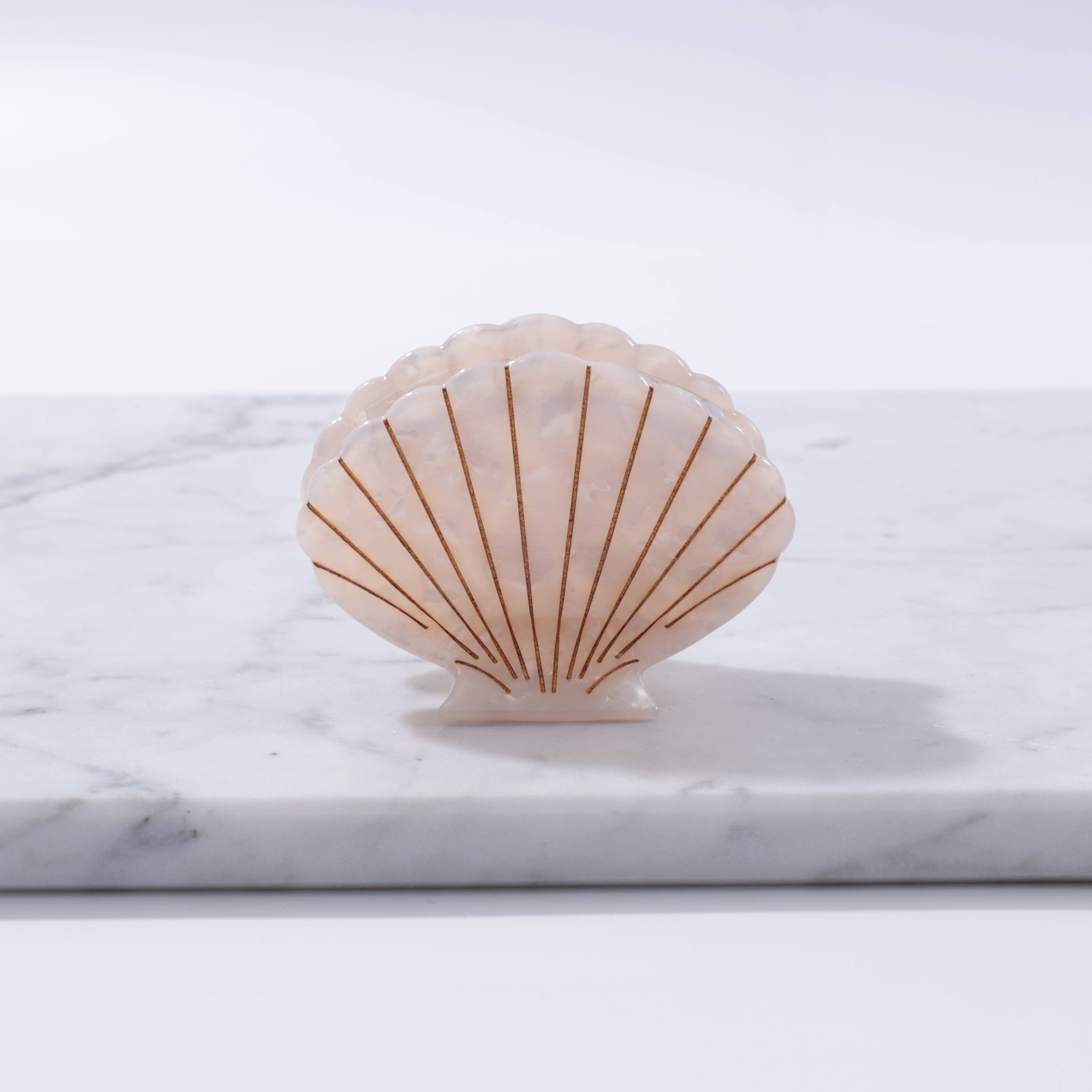 Eco-Friendly Large Scallop Shell Hair Clip: Pearl