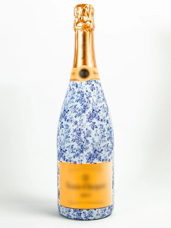 Blue floral decorative wrap for champagne bottles