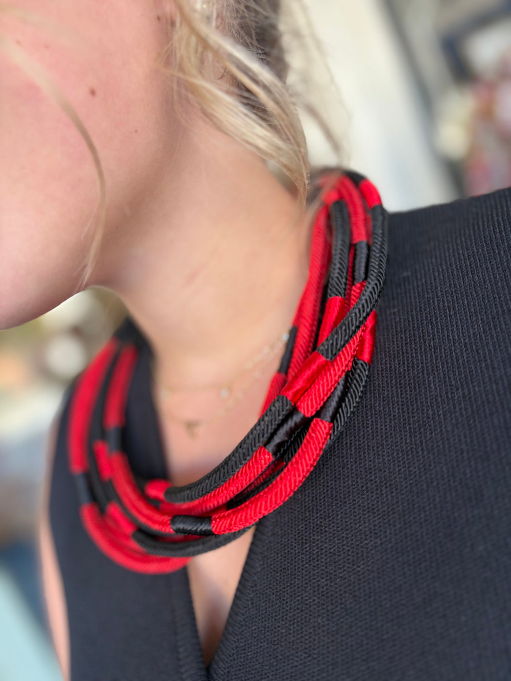 Black & Red Meg Slub Necklace