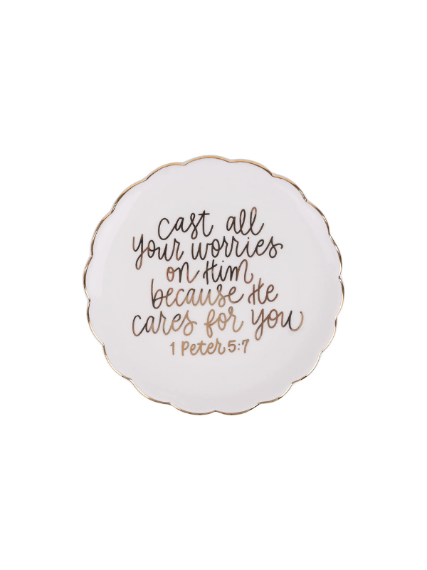 Decorative tray with motivational quote on a white background