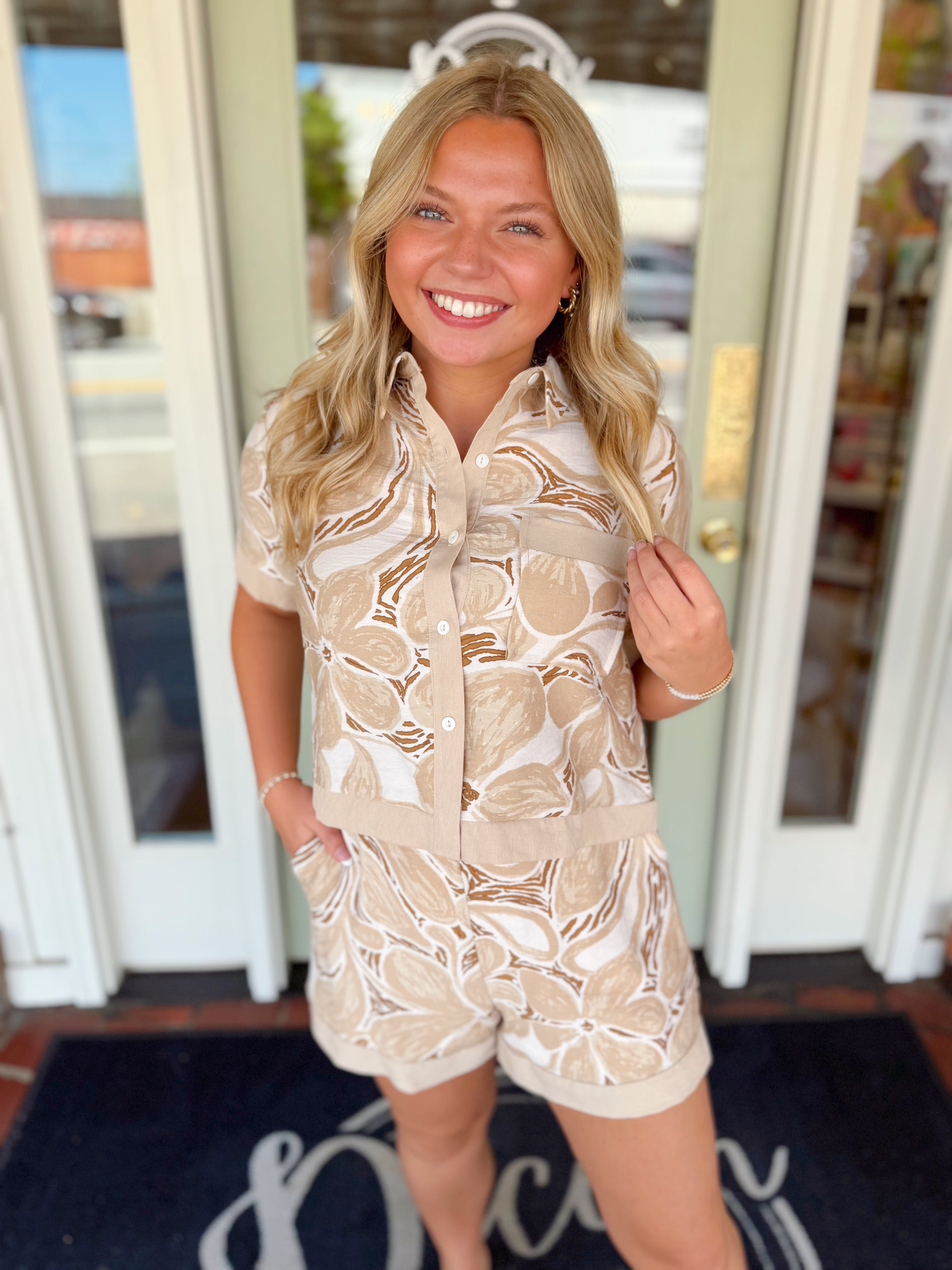 The Arizona Contrast Detail Top
