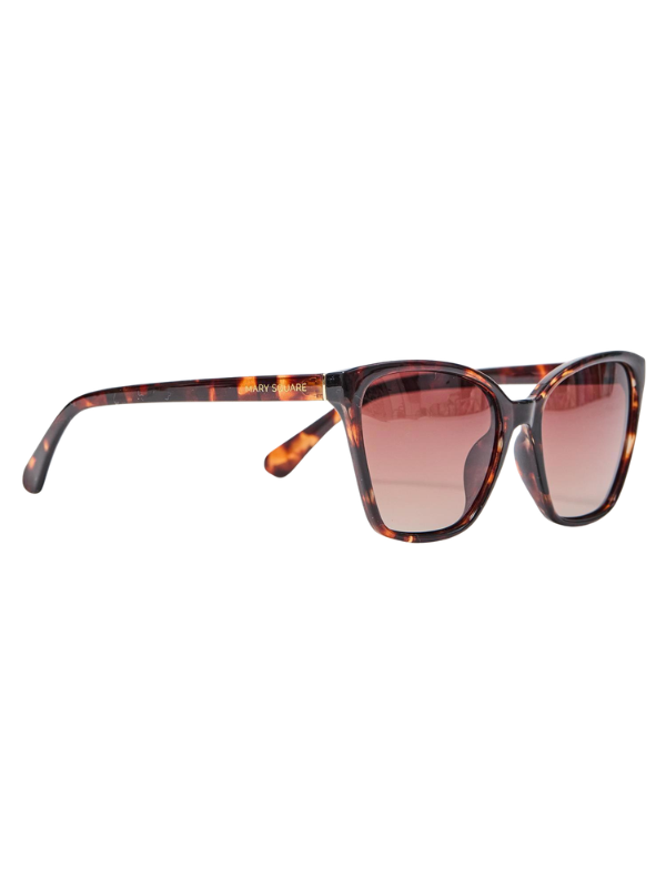 Mara Sunglasses in Tortoise chic summer beach 