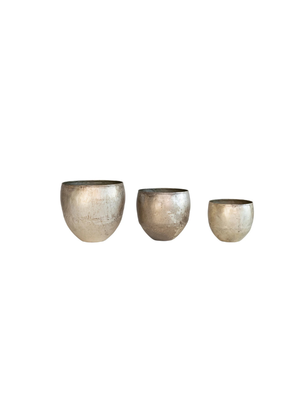 metal pots for plants with a rough finsh