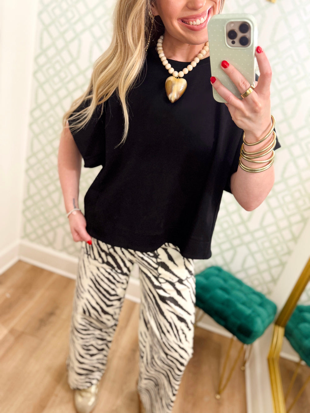 The Blake Poncho Sleeve Top in Black (S-L)