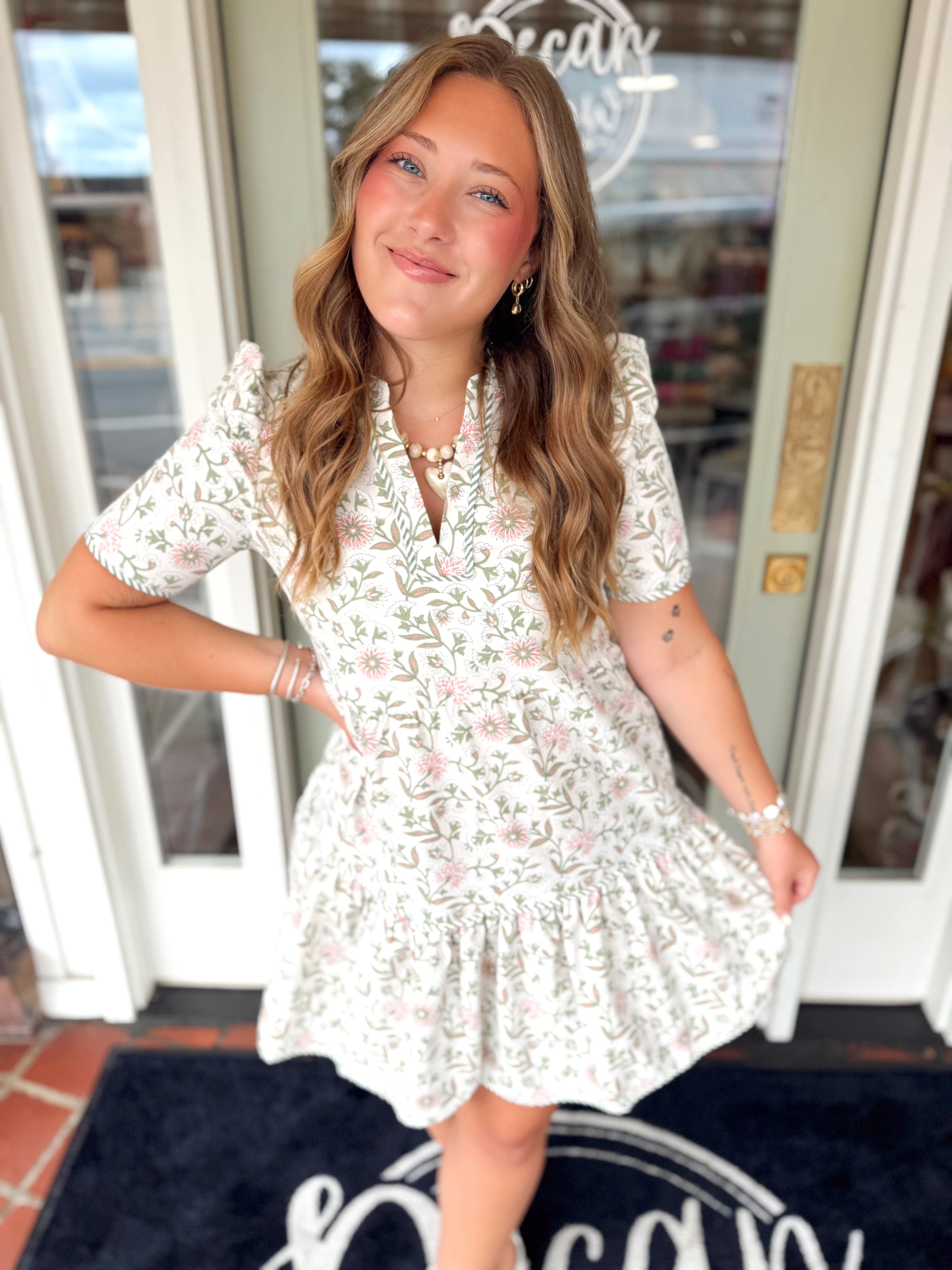 V-neck floral vines dress with pockets