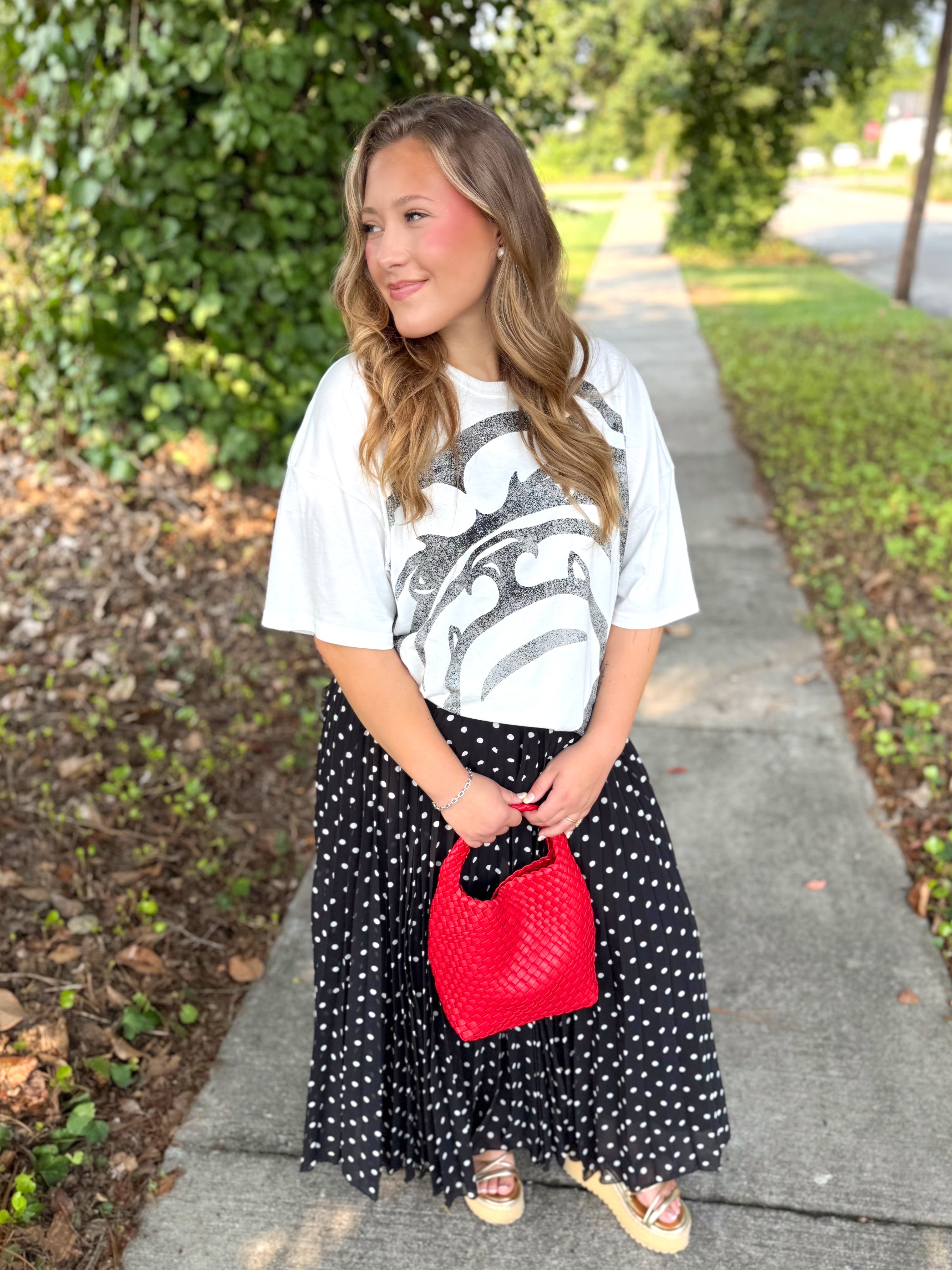 A black and white oversized UGA tee