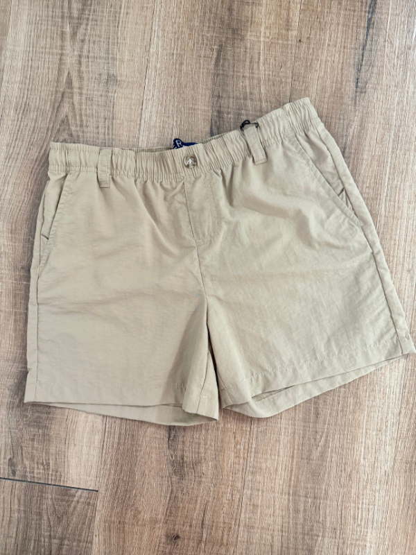 YOUTH Shorts in Khaki