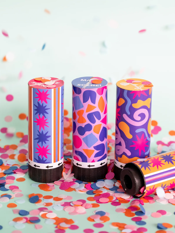 Hooray Confetti Popper Set