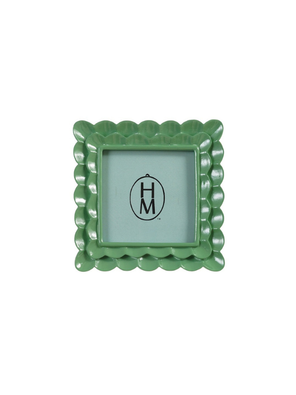 Resin and Glass Scalloped Photo Frame