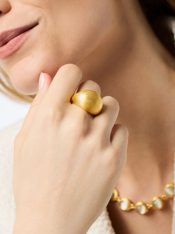 Cobblestone Bombé Ring in Gold By Julie Vos