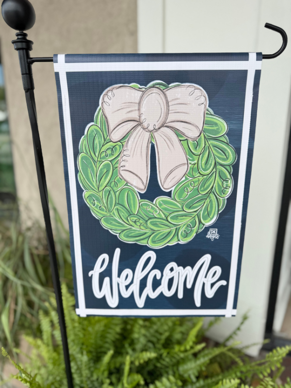 bow wreath garden flag
