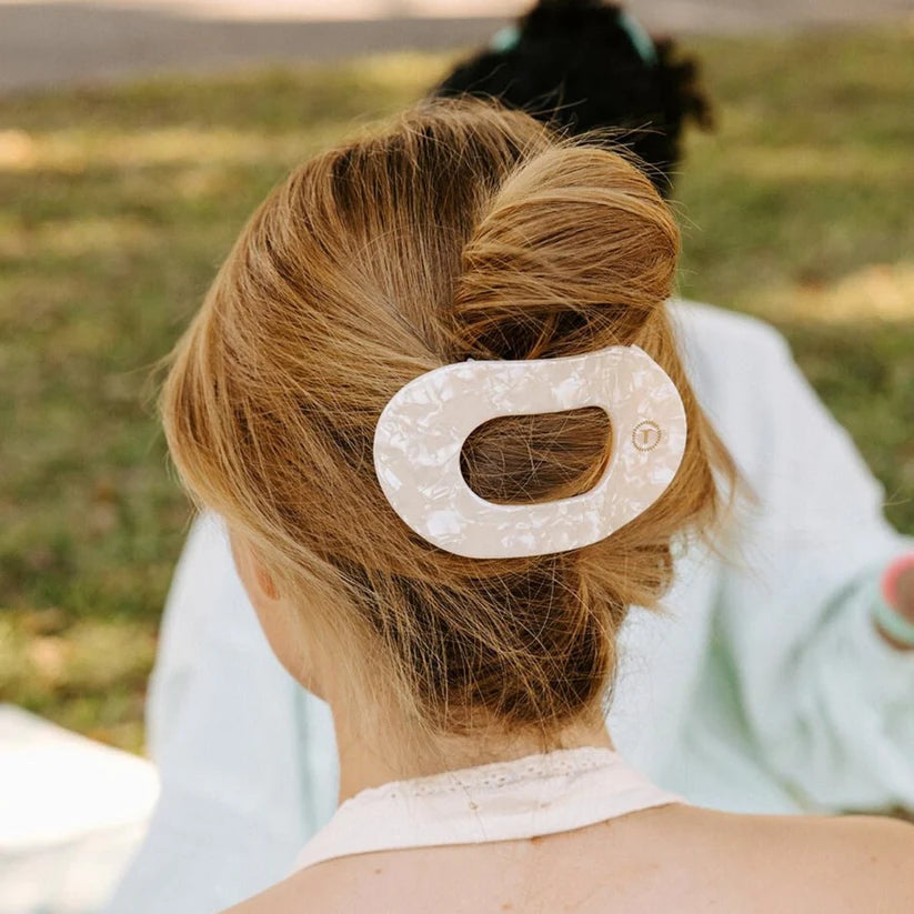 Soft Surf Large Flat Round Clip